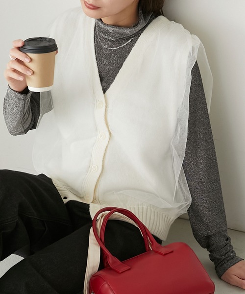 BONLECILL(ボンルシール)の「ラメフライスハイネックプルオーバー(Tシャツ/カットソー・レディース・シルバー系1/シルバー系2/ネイビー系1・FREE)」の3枚目の写真