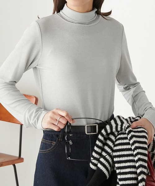BONLECILL(ボンルシール)の「ラメフライスハイネックプルオーバー(Tシャツ/カットソー・レディース・シルバー系1/シルバー系2/ネイビー系1・FREE)」の18枚目の写真