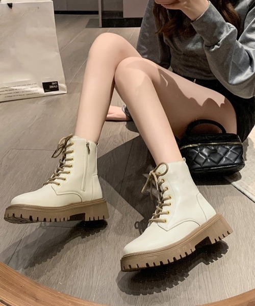 Miniministore(ミニミニストア)の「厚底ショートブーツ 韓国 編み上げブーツ(ブーツ・レディース・ブラック/アイボリー・23.5cm/23.0cm/24.0cm/24.5cm/22.5cm)」の8枚目の写真