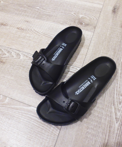CIAOPANIC TYPY(チャオパニックティピー)の「【BIRKENSTOCK】ビルケンシュトックマドリッドEVA(サンダル・レディース・ブラック/ホワイト・38/36/37)」の1枚目の写真