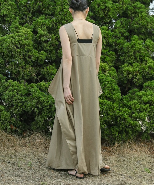 select MOCA(セレクトモカ)の「フロントファスナー2WAYジャンスカ(ジャンパースカート・レディース・グレイッシュベージュ/ブラック・LARGE/MEDIUM)」の12枚目の写真