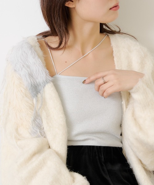 Kastane（カスタネ）の「【新色追加/カラバリ豊富/2WAY/カップ取り外し可】カップ付き丸紐ベアキャミ（キャミソール・レディース・グレー/ブラック/アイボリー/ライム/ピンク/ブルー/サックスブルー/ピンク系その他/ホワイト/ライトグレー/グリーン/オレンジ/ベージュ系その他/ブラウン系その他/ブラック系その他・FREE）」の2枚目の写真