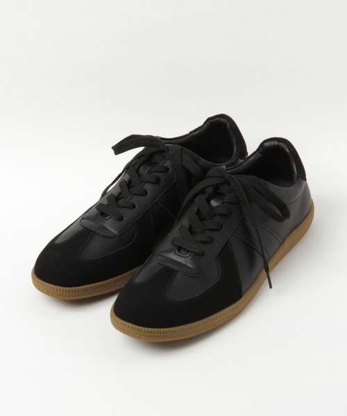 BAYFLOW（ベイフロー）の「ジャーマントレーナー(MEN)（スニーカー・メンズ・ブラック/ホワイト・SMALL/MEDIUM）」の3枚目の写真