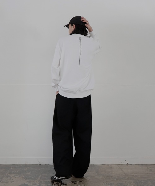 LIAN（リアン）の「バストプリントスウェット（スウェット・レディース・オフホワイト/ブラック/ホワイト系/チャコールグレー/ブルー・MEDIUM/X-LARGE/LARGE）」の18枚目の写真