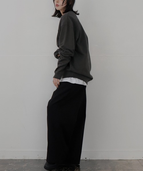 LIAN（リアン）の「バストプリントスウェット（スウェット・レディース・オフホワイト/ブラック/ホワイト系/チャコールグレー/ブルー・MEDIUM/X-LARGE/LARGE）」の9枚目の写真