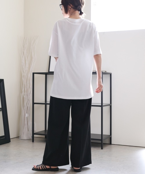 ULEULA（ウルア）の「ロゴTシャツ/オーバーTシャツ（Tシャツ/カットソー・レディース・ネイビー/ホワイト/ブラック/チャコールグレー・FREE）」の16枚目の写真