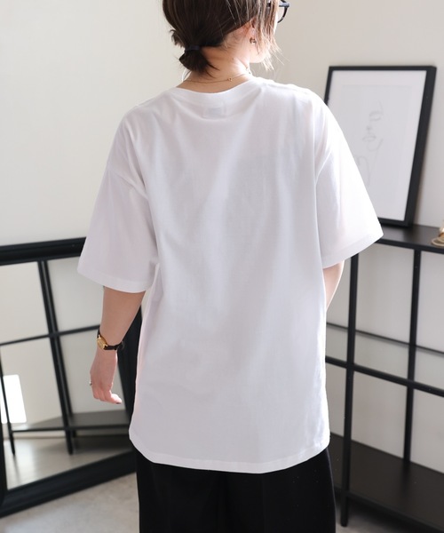 ULEULA（ウルア）の「ロゴTシャツ/オーバーTシャツ（Tシャツ/カットソー・レディース・ネイビー/ホワイト/ブラック/チャコールグレー・FREE）」の22枚目の写真