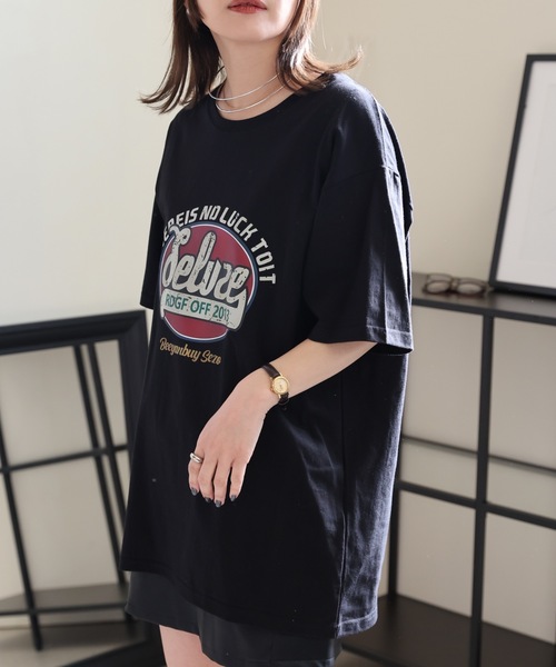 ULEULA（ウルア）の「ロゴTシャツ/オーバーTシャツ（Tシャツ/カットソー・レディース・ネイビー/ホワイト/ブラック/チャコールグレー・FREE）」の13枚目の写真