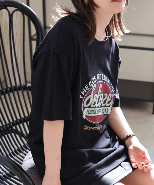 ULEULA（ウルア）の「ロゴTシャツ/オーバーTシャツ（Tシャツ/カットソー・レディース・ネイビー/ホワイト/ブラック/チャコールグレー・FREE）」の10枚目の写真