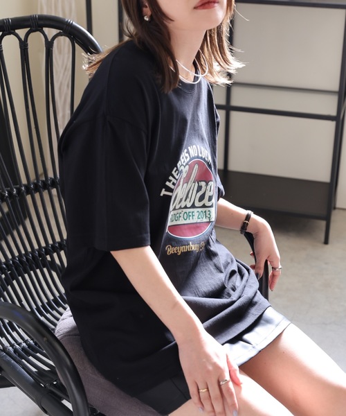 ULEULA（ウルア）の「ロゴTシャツ/オーバーTシャツ（Tシャツ/カットソー・レディース・ネイビー/ホワイト/ブラック/チャコールグレー・FREE）」の9枚目の写真