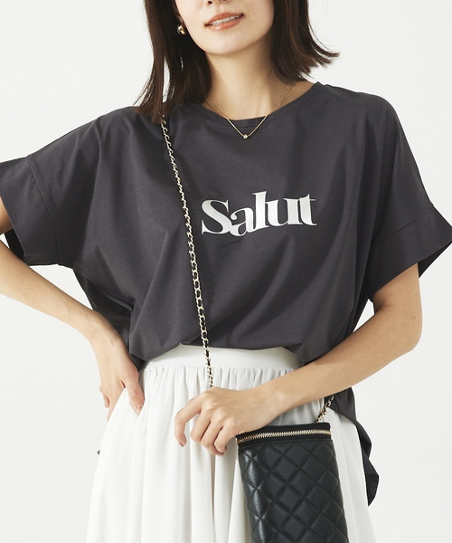 abahouse mavie（アバハウスマヴィ）の「ワイドロゴT/半袖/夏服/Tシャツ（Tシャツ/カットソー・レディース・ホワイト/ホワイト系その他/サックスブルー/グレー系その他/チャコールグレー/ホワイト系その他2/グレー系その他2・フリー）」の5枚目の写真