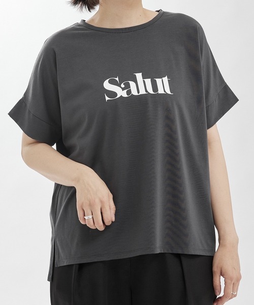 abahouse mavie（アバハウスマヴィ）の「ワイドロゴT/半袖/夏服/Tシャツ（Tシャツ/カットソー・レディース・ホワイト/ホワイト系その他/サックスブルー/グレー系その他/チャコールグレー/ホワイト系その他2/グレー系その他2・フリー）」の6枚目の写真