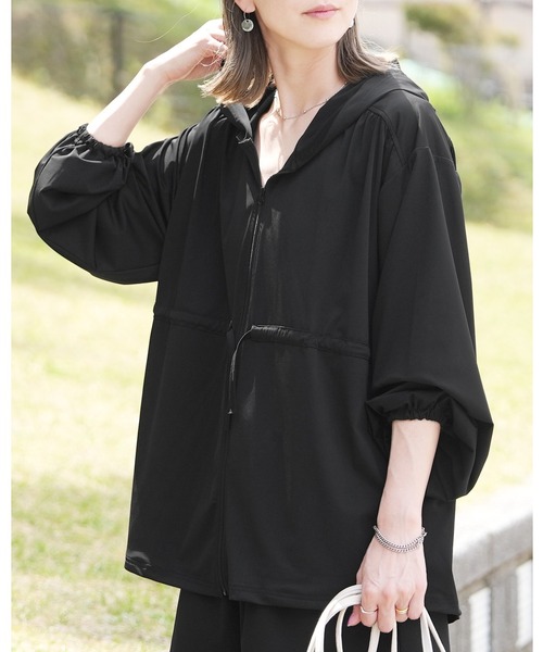 reca(レカ)の「UVカット ラッシュガード パーカー(ラッシュガード・レディース・ブラック/モカ・L/M)」の1枚目の写真