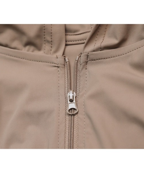 reca(レカ)の「UVカット ラッシュガード パーカー(ラッシュガード・レディース・ブラック/モカ・L/M)」の6枚目の写真