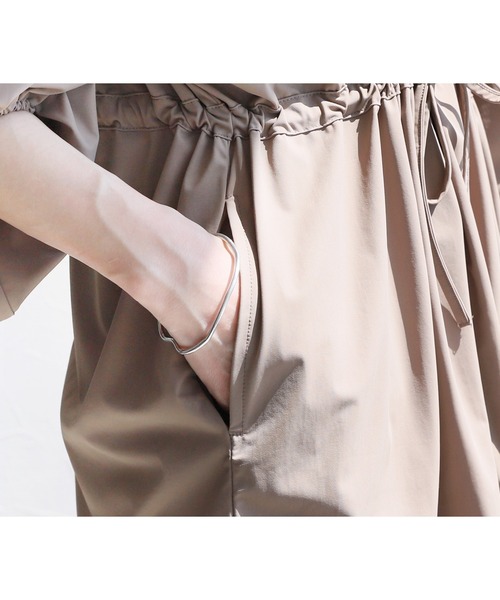 reca(レカ)の「UVカット ラッシュガード パーカー(ラッシュガード・レディース・ブラック/モカ・L/M)」の10枚目の写真