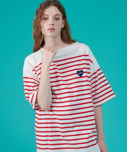 ONCILY(オンシェリー)の「HEART LOGO PANEL BORDER T-SHIRT / ハートロゴパネルボーダーTシャツ(Tシャツ/カットソー・メンズ・オフホワイト/ピンク/レッド/ネイビー・LARGE/SMALL/MEDIUM)」の4枚目の写真