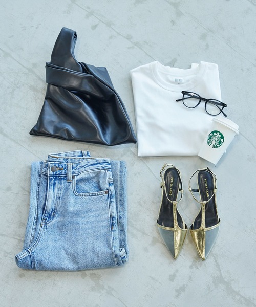 Futier land（フューティアランド）の「アシンメトリーTストラップサンダル（サンダル・レディース・ブラック/ゴールド/シルバー・36/37/40/38/39）」の6枚目の写真