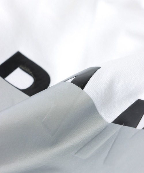 Jines（ジネス）の「TRANOIプリント Tシャツ（Tシャツ/カットソー・レディース・ホワイト/ブラック/ホワイト系その他/ブラック系その他・38）」の8枚目の写真