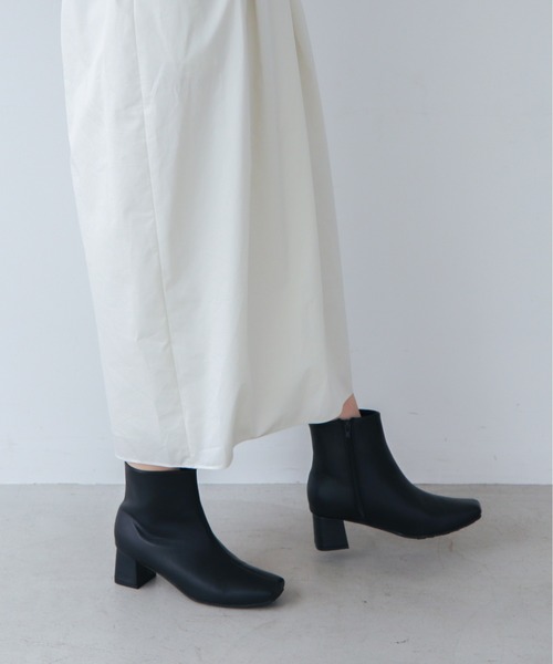 EVOL（イーボル）の「【EVOL】ソフトスクエアショートブーツ IX5473（ブーツ・レディース・ブラック/アイボリー/ブラック系その他/シルバー/モカ・LL/S/L/M）」の7枚目の写真