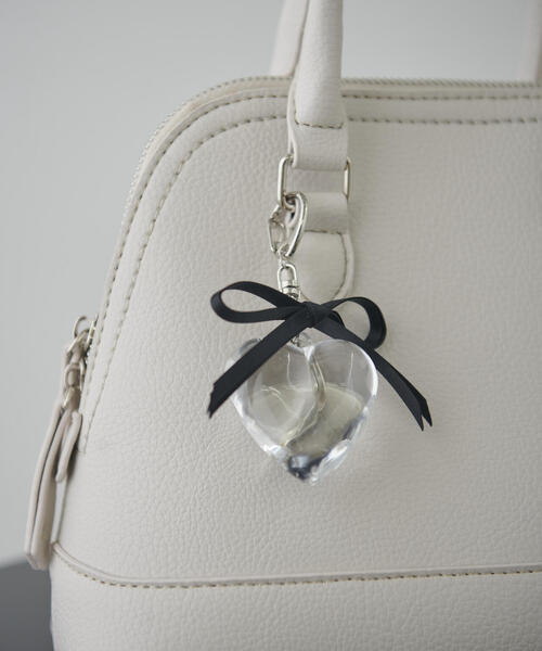 FREE'S MART（フリーズマート）の「ハートチャーム（キーホルダー・レディース・ブラック/ホワイト・ﾌﾘ-）」の3枚目の写真