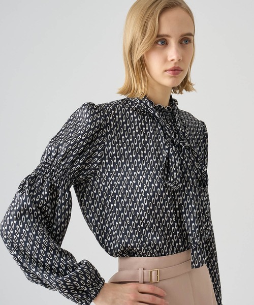 ANAYI（アナイ）の「バレエシューズプリントシャーリング ブラウス