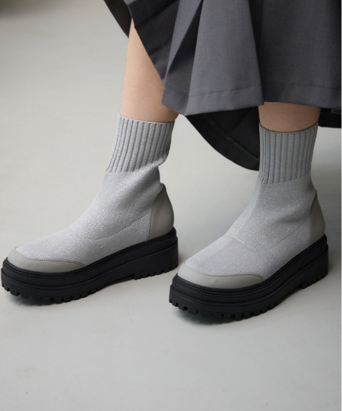 AZUL by moussy(アズールバイマウジー)の「ラメトラックソールソックスブーツ(ブーツ・レディース・ブラック/グレー・SMALL/MEDIUM/LARGE)」の19枚目の写真