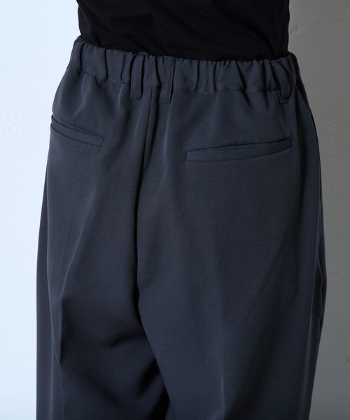 COLONY 2139（コロニートゥーワンスリーナイン）の「ストレッチイージータックワイドパンツ（その他パンツ・レディース・ライトグレー/チャコールグレー/ブラック・SMALL/MEDIUM）」の17枚目の写真