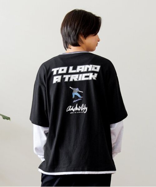 GLAZOS(グラソス)の「【大人向けサイズあり】USAコットン・レイヤードボブプリントビッグ長袖Tシャツ(Tシャツ/カットソー・キッズ・グリーン/ブルー/ブラック・S/M/L/LL)」の2枚目の写真