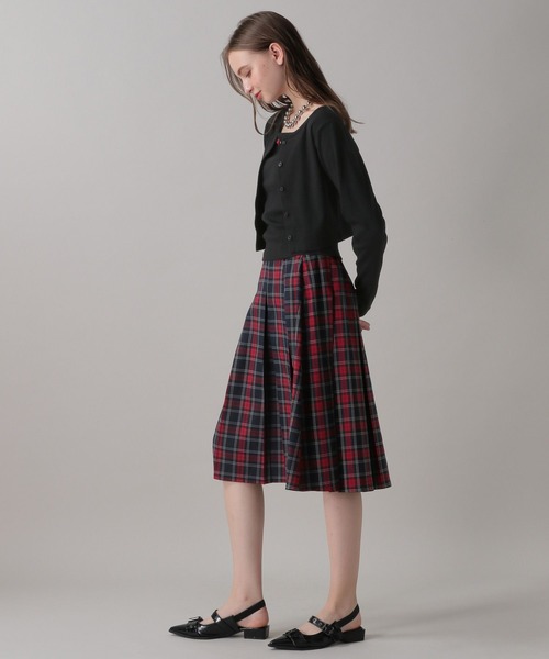 FOREVER 21（フォーエバー トゥエンティーワン）の「【2024FW】ローズキャミセットコンパクトカーディガン（カーディガン/ボレロ・レディース・レッド/ブラック/ブルー・SMALL/MEDIUM）」の18枚目の写真