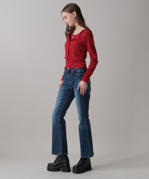 FOREVER 21（フォーエバー トゥエンティーワン）の「【2024FW】ローズキャミセットコンパクトカーディガン（カーディガン/ボレロ・レディース・レッド/ブラック/ブルー・SMALL/MEDIUM）」の5枚目の写真