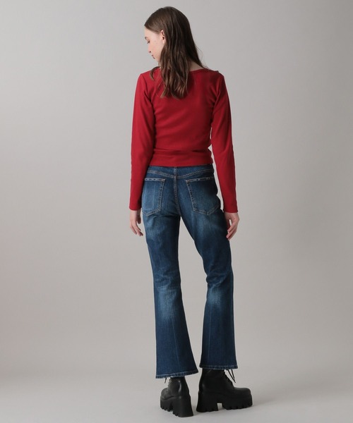 FOREVER 21（フォーエバー トゥエンティーワン）の「【2024FW】ローズキャミセットコンパクトカーディガン（カーディガン/ボレロ・レディース・レッド/ブラック/ブルー・SMALL/MEDIUM）」の6枚目の写真