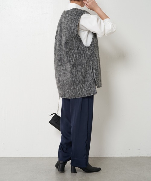 COLLAGE GALLARDAGALANTE（コラージュガリャルダガランテ）の「ブークレベスト（ベスト・レディース・グレー/ベージュ・FREE）」の15枚目の写真