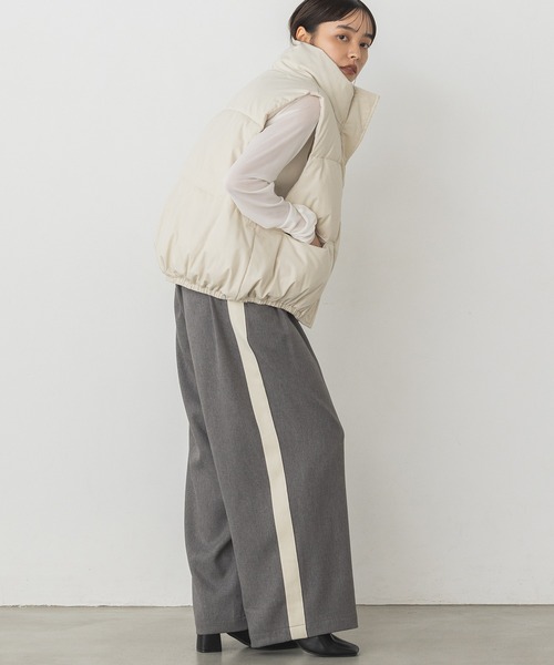 hunch（ハンチ）の「箔プリント 中綿ベスト（ダウンベスト・レディース・アイボリー/グレー/ブラック・FREE）」の15枚目の写真