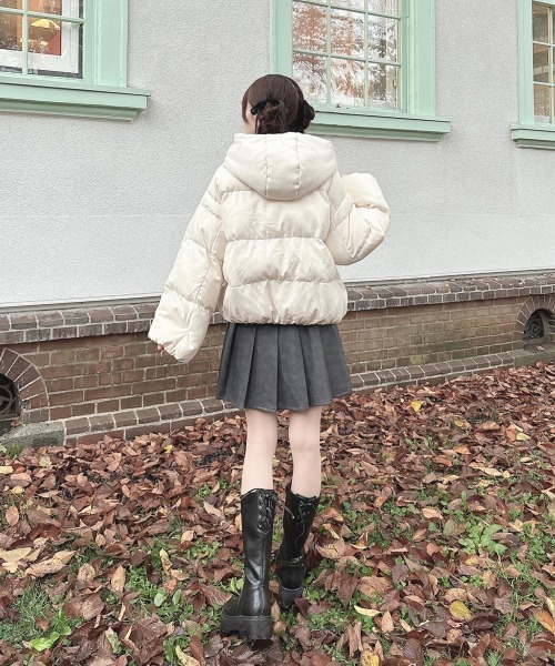 F i.n.t(フィント)の「バックレースアップロングブーツ(ブーツ・レディース・ブラック/ブラウン・M/L/S)」の4枚目の写真