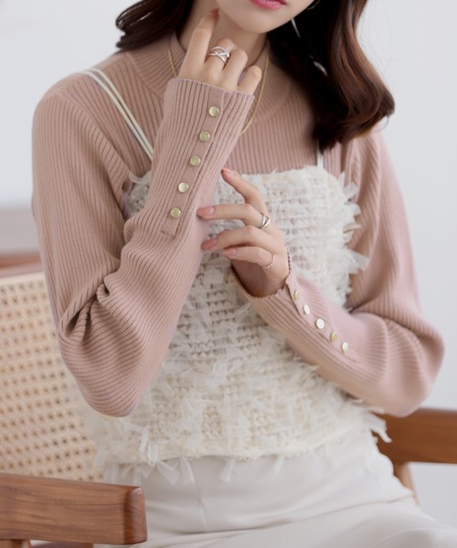 nouvellemoi（ヌーベルモイ）の「袖ボタンハイネックニット（ニット/セーター・レディース・ピンクベージュ/アイボリー/ナチュラル/ライトブルー/チャコールグレー・M）」の5枚目の写真