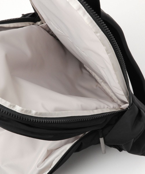 THE NORTH FACE（ザノースフェイス）の「【THE NORTH FACE(ザ・ノース・フェイス)】Never Stop DP（WOMEN)（バックパック/リュック・レディース・ブラック・FREE）」の9枚目の写真