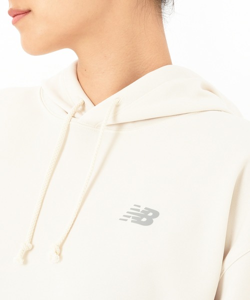 NEW BALANCE（ニューバランス）の「Seasonal ポリフリースフーディ（パーカー・レディース・アイボリー・X-LARGE/LARGE/MEDIUM/SMALL）」の7枚目の写真