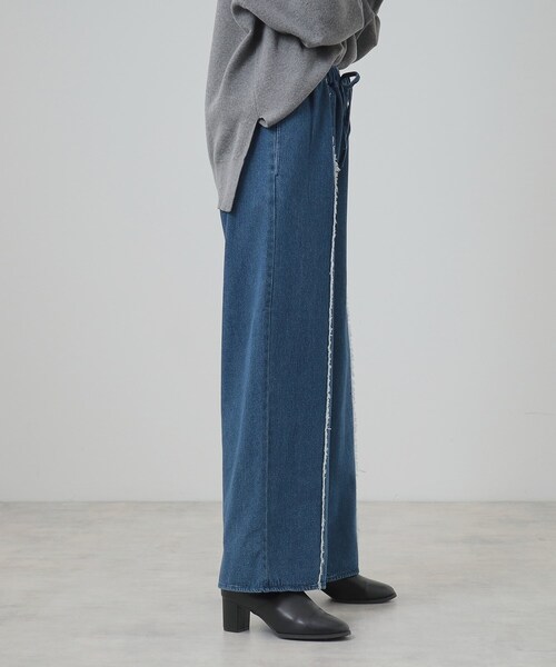 Cutie Blonde（キューティーブロンド）の「◆【あったか裏起毛】センターフリンジ イージーデニムパンツ（その他パンツ・レディース・ブルー系その他/ライトブルー・01/02/03/04）」の8枚目の写真