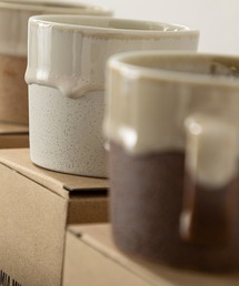MILLION CARATS（ミリオンカラッツ）の「《ANGLE》 DROP MUG ヴィンテージ感あふれる厚釉マグカップで楽しむ大人のひと時-ドロップマグカップ　《電子レンジ・食洗器対応》（グラス/マグカップ/タンブラー）」