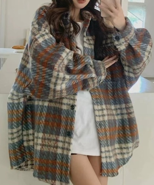 CREARE -LINO-(クレアーレリノ)の「<ユニセックス商品>ビッグシルエットチェックシャツ/ブルゾン/ジャケット(その他トップス・レディース・ネイビー/ブルー/カーキ・FREE)」の11枚目の写真
