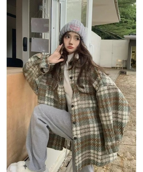 CREARE -LINO-(クレアーレリノ)の「<ユニセックス商品>ビッグシルエットチェックシャツ/ブルゾン/ジャケット(その他トップス・レディース・ネイビー/ブルー/カーキ・FREE)」の4枚目の写真