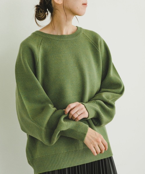 ITEMS URBANRESEARCH（アイテムズ アーバンリサーチ）の「スウェットライクニットプルオーバー（ニット/セーター・レディース・ネイビー/グリーン/オフホワイト・FREE）」の3枚目の写真