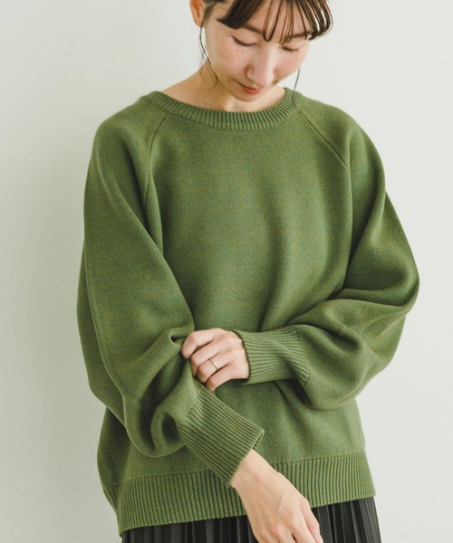 ITEMS URBANRESEARCH（アイテムズ アーバンリサーチ）の「スウェットライクニットプルオーバー（ニット/セーター・レディース・ネイビー/グリーン/オフホワイト・FREE）」の15枚目の写真