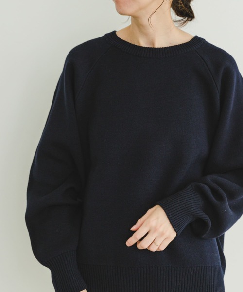 ITEMS URBANRESEARCH（アイテムズ アーバンリサーチ）の「スウェットライクニットプルオーバー（ニット/セーター・レディース・ネイビー/グリーン/オフホワイト・FREE）」の19枚目の写真