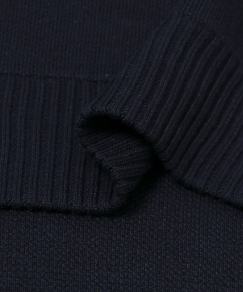 ITEMS URBANRESEARCH（アイテムズ アーバンリサーチ）の「スウェットライクニットプルオーバー（ニット/セーター・レディース・ネイビー/グリーン/オフホワイト・FREE）」の5枚目の写真