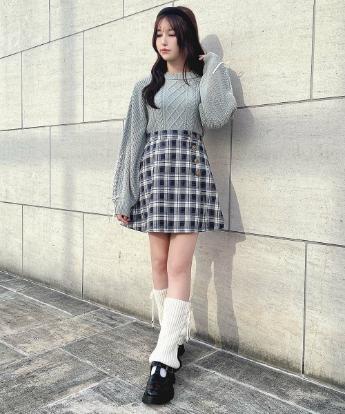 F i.n.t(フィント)の「袖リボンレースアップケーブルニットプルオーバー/fint(ニット/セーター・レディース・オフホワイト/ブルーグレー/ライトピンク・FREE)」の11枚目の写真