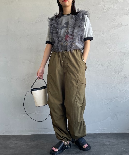 nenom（ネノム）の「[nenom/ネノム] 2WAY シアーチュールフリル リボンベスト【追加】（ベスト・レディース・ブラック/チャコール/アイボリー・F）」の11枚目の写真