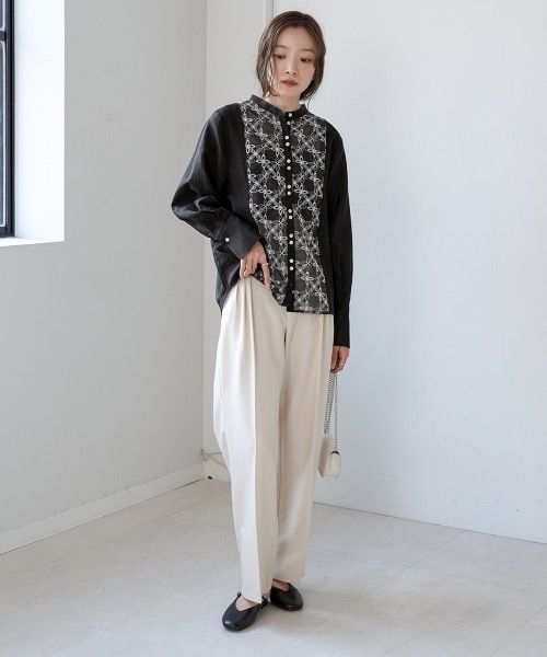 Bab(バブ)の「フロント刺繍レースブラウス(シャツ/ブラウス・レディース・アイボリー/ブラック・MEDIUM)」の15枚目の写真