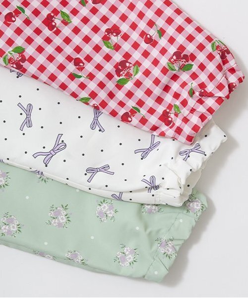 Lycee mine（リセマイン）の「【撥水加工】バックフリルAラインマウンテンパーカ(収納袋付き)（ブルゾン・キッズ・ラベンダー/ミント/アイボリー/ライラック/サックスブルー/レッド/クリーム/ネイビー・130cm/120cm/100cm/150cm/110cm/140cm）」の15枚目の写真