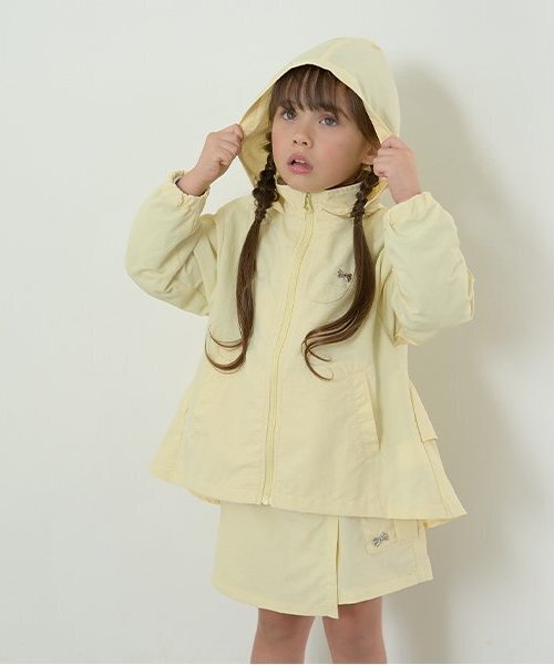 Lycee mine（リセマイン）の「【撥水加工】バックフリルAラインマウンテンパーカ(収納袋付き)（ブルゾン・キッズ・ラベンダー/ミント/アイボリー/ライラック/サックスブルー/レッド/クリーム/ネイビー・130cm/120cm/100cm/150cm/110cm/140cm）」の20枚目の写真